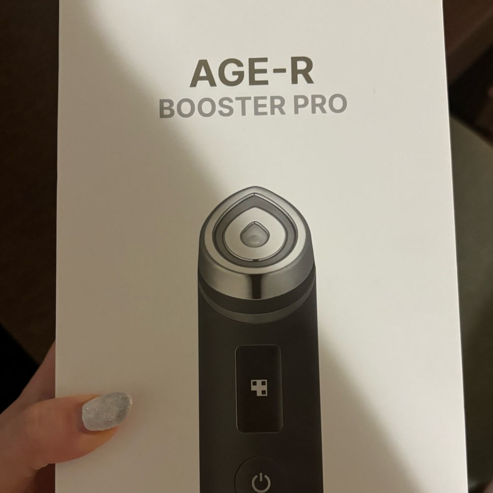 SEND ME AN OFFER | MEDICUBE AGE R BOOSTER PRO NEW UNOPENED